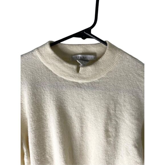 Women’s Cozy Lambswool Angora Rabbit Hair Blend Crewneck Sweater Size Large - Picture 3 of 5